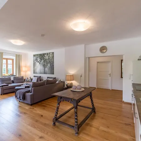 Grete, Sankt Johann in Tirol